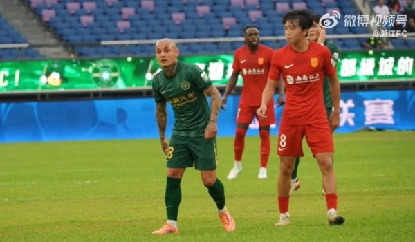 在线股票配资网站 媒体人：李镇全被罚后，三件事会变得非常敏感：尺度、标准、证据